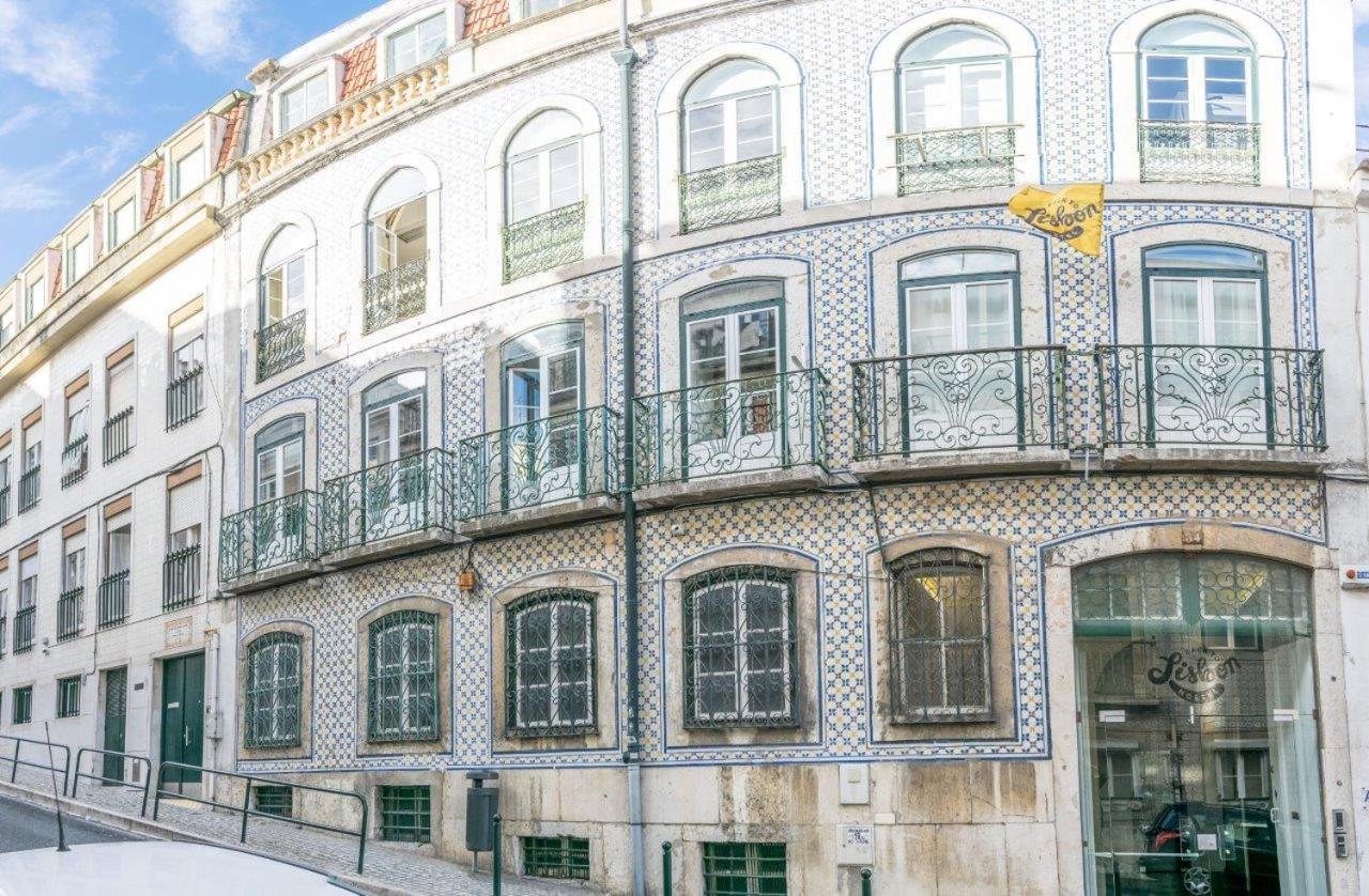 Back To Lisbon Hostel Exterior photo